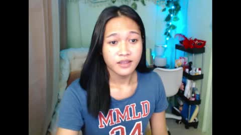 sie online show from February 5, 2025, 6:04 pm