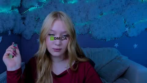 Sophie online show from April 4, 2026, 7:22 pm