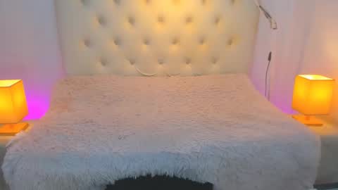 jen online show from January 27, 2025, 9:22 pm