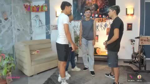   online show from October 27, 2025, 11:09 pm