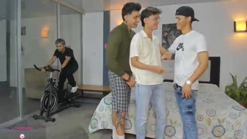   online show from November 15, 2025, 10:59 pm