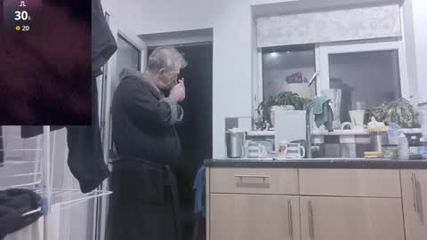 Snapshot of playme828530 chatting on November 17, 2025, 5:46 am Play Me online show from November 17, 2025, 5:46 am