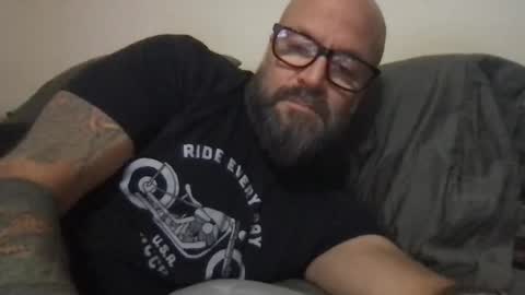 Snapshot of pleasesitonmycock chatting on December 7, 2024, 7:27 am PleaseSitOnMyCock online show from December 7, 2024, 7:27 am