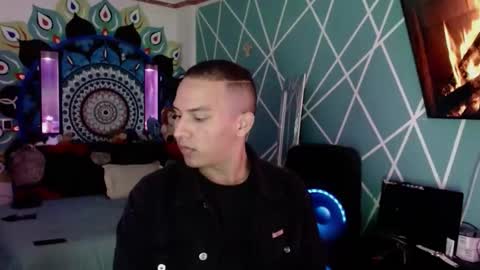Snapshot of pleasure_demon chatting on October 27, 2025, 8:29 am pleasure_demon online show from October 27, 2025, 8:29 am