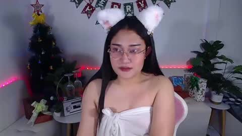 Snapshot of ploysaithailand chatting on December 19, 2024, 8:23 am Ploysai online show from December 19, 2024, 8:23 am