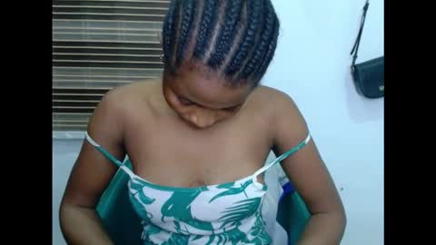 plumnjuicyx online show from November 22, 2025, 7:24 pm