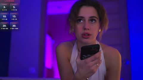 Snapshot of plump_bums chatting on October 29, 2025, 2:58 am Ari online show from October 29, 2025, 2:58 am