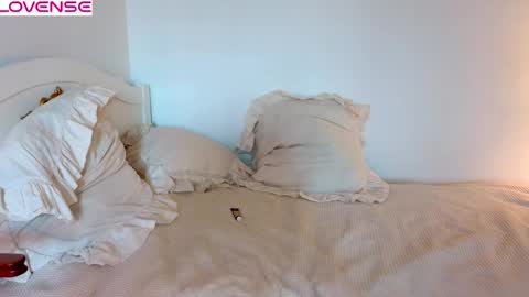 Rose online show from March 29, 2026, 11:43 am