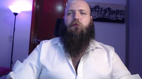 Bear online show from March 9, 2025, 4:49 am