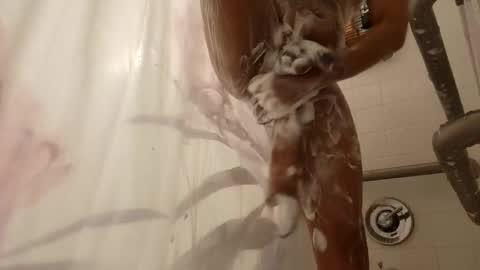 Polebee online show from January 5, 2025, 4:58 am