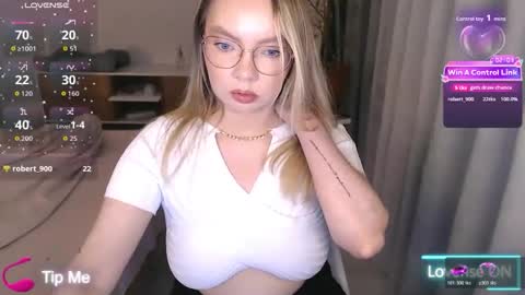 PolinaJones online show from February 3, 2026, 10:26 pm