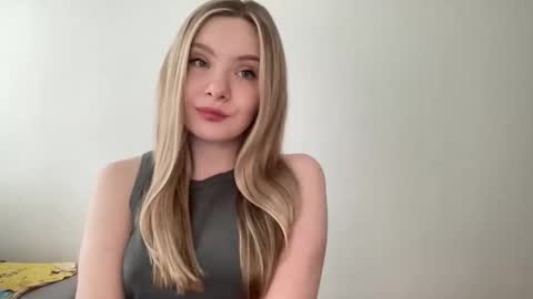 polishangel222 online show from May 13, 2026, 1:30 pm