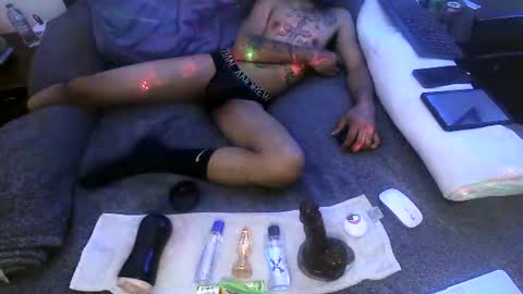 pollardj906 online show from January 23, 2025, 7:22 am