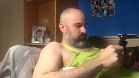 Snapshot of pollito1985 chatting on February 25, 2026, 8:02 am DIEGO O DIEGUITO online show from February 25, 2026, 8:02 am