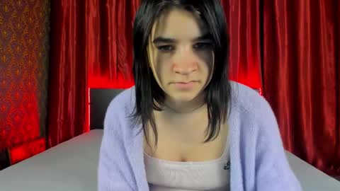 Polly online show from September 29, 2025, 6:07 am