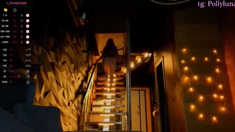 Polly online show from February 18, 2026, 2:46 pm