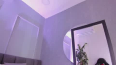 POLLY online show from December 17, 2025, 10:10 am