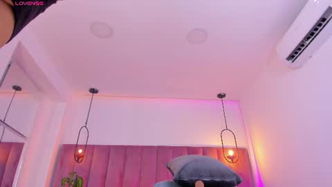 Snapshot of pollybabe_ chatting on June 22, 2026, 11:07 am POLLY online show from June 22, 2026, 11:07 am