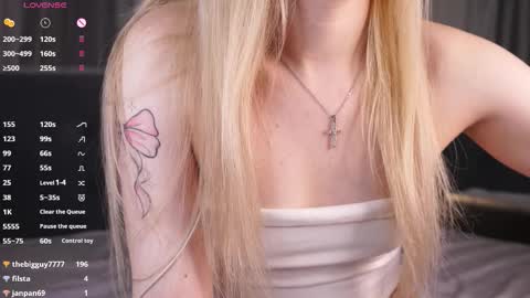 Anna online show from September 22, 2025, 11:18 pm