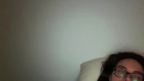 Snapshot of pollyyypocket chatting on November 7, 2025, 2:17 pm Polly Pocket online show from November 7, 2025, 2:17 pm