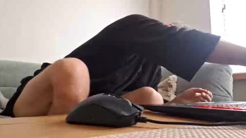 polsenos online show from February 5, 2026, 7:57 am