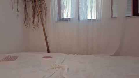 Polina online show from September 19, 2025, 9:54 am