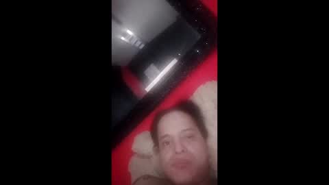 pomba_gira online show from January 7, 2026, 7:22 am