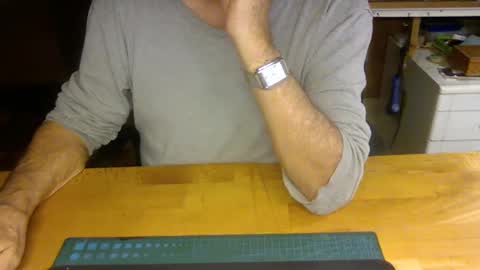 pomme1949 online show from December 3, 2024, 10:39 am