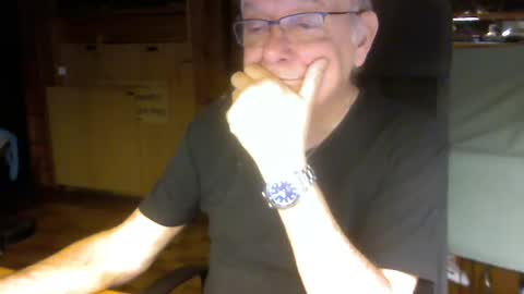 pomme1949 online show from February 18, 2025, 8:59 am