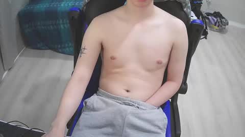 cumguy125 online show from March 3, 2025, 10:10 pm