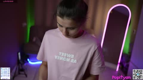 Louise  see you on December 1  at 2200 UTC3 online show from April 19, 2026, 7:07 am