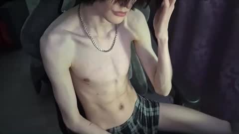 Snapshot of popoul_couple chatting on April 24, 2026, 10:56 pm popoul_couple online show from April 24, 2026, 10:56 pm