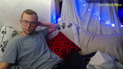 Snapshot of poppunk4life chatting on December 14, 2024, 8:34 am Kyle online show from December 14, 2024, 8:34 am