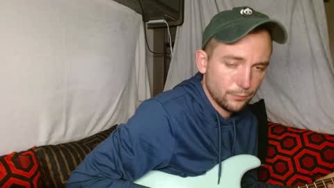 Snapshot of poppunk4life chatting on January 21, 2025, 10:52 am Kyle online show from January 21, 2025, 10:52 am