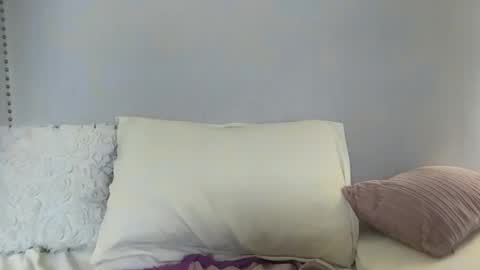 Poppy Knox online show from October 25, 2025, 12:07 am