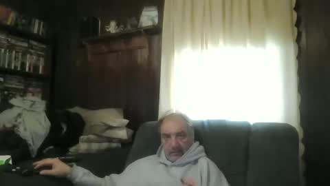 porkingit400 online show from December 17, 2025, 5:41 pm