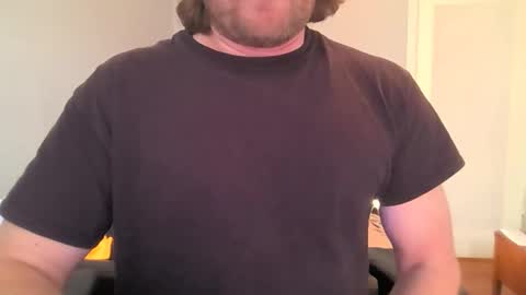 Snapshot of pornaddicted8 chatting on November 6, 2025, 4:41 pm i heart porn online show from November 6, 2025, 4:41 pm