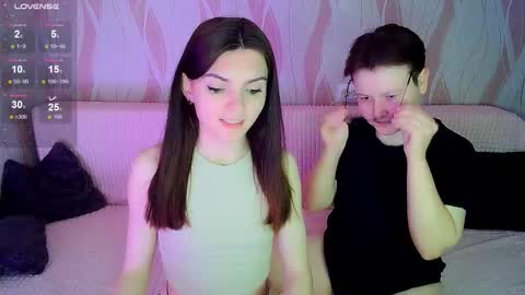 Snapshot of pornostendup chatting on September 23, 2025, 10:24 pm Ana and Tati online show from September 23, 2025, 10:24 pm