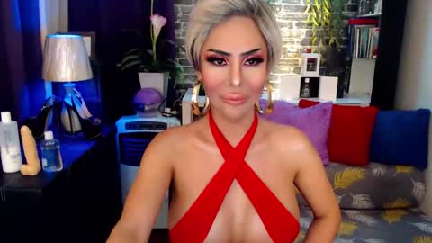 Snapshot of pornstardiva chatting on December 3, 2025, 10:08 pm DivaGray online show from December 3, 2025, 10:08 pm