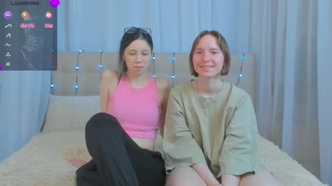 Snapshot of porshes chatting on February 24, 2025, 5:20 pm HERES SILVIA AND OlIVIA WELCOME EVERYONE LOVENSE DOMI REACT TO YOUR TIPS LETS MAKE A GREAT SHOW TOGETHER online show from February 24, 2025, 5:20 pm