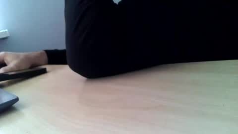 porw23 online show from December 25, 2024, 7:03 am