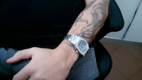 porw23 online show from February 6, 2026, 7:56 am