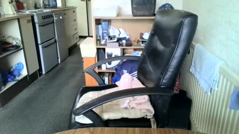 Snapshot of poshman65 chatting on February 1, 2025, 1:51 pm poshman65 online show from February 1, 2025, 1:51 pm