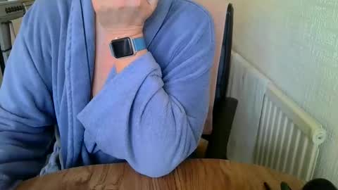Snapshot of poshman65 chatting on October 21, 2025, 11:22 am poshman65 online show from October 21, 2025, 11:22 am