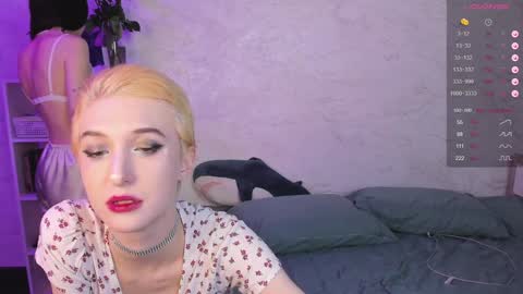 Snapshot of postbaby chatting on January 15, 2025, 4:57 am Polly inst postbabyyy online show from January 15, 2025, 4:57 am