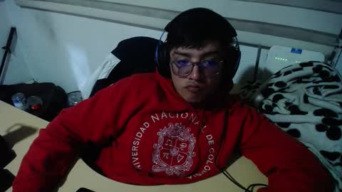 powerfulzeus2 online show from September 22, 2025, 1:18 am