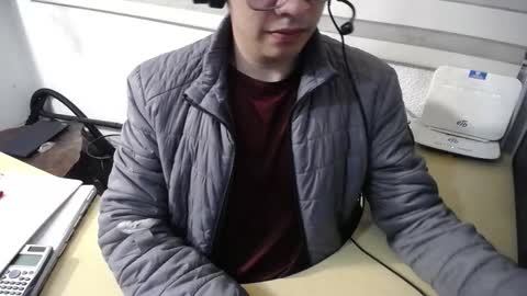 powerfulzeus2 online show from November 11, 2025, 2:00 am