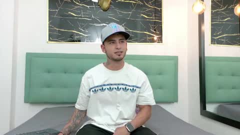 Snapshot of powerlustx chatting on June 3, 2026, 4:15 am online show from June 3, 2026, 4:15 am
