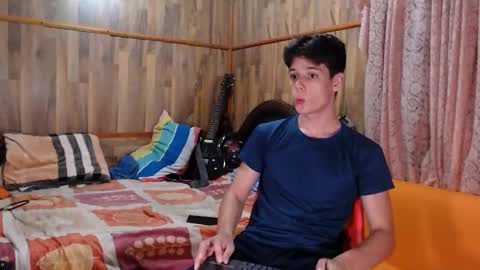 Snapshot of powertwinky chatting on January 27, 2025, 5:36 am chris independent  online show from January 27, 2025, 5:36 am