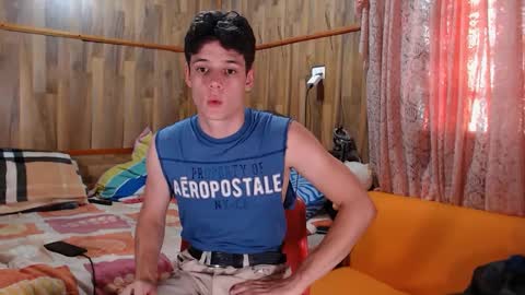 Snapshot of powertwinky chatting on January 27, 2025, 9:44 pm chris independent  online show from January 27, 2025, 9:44 pm